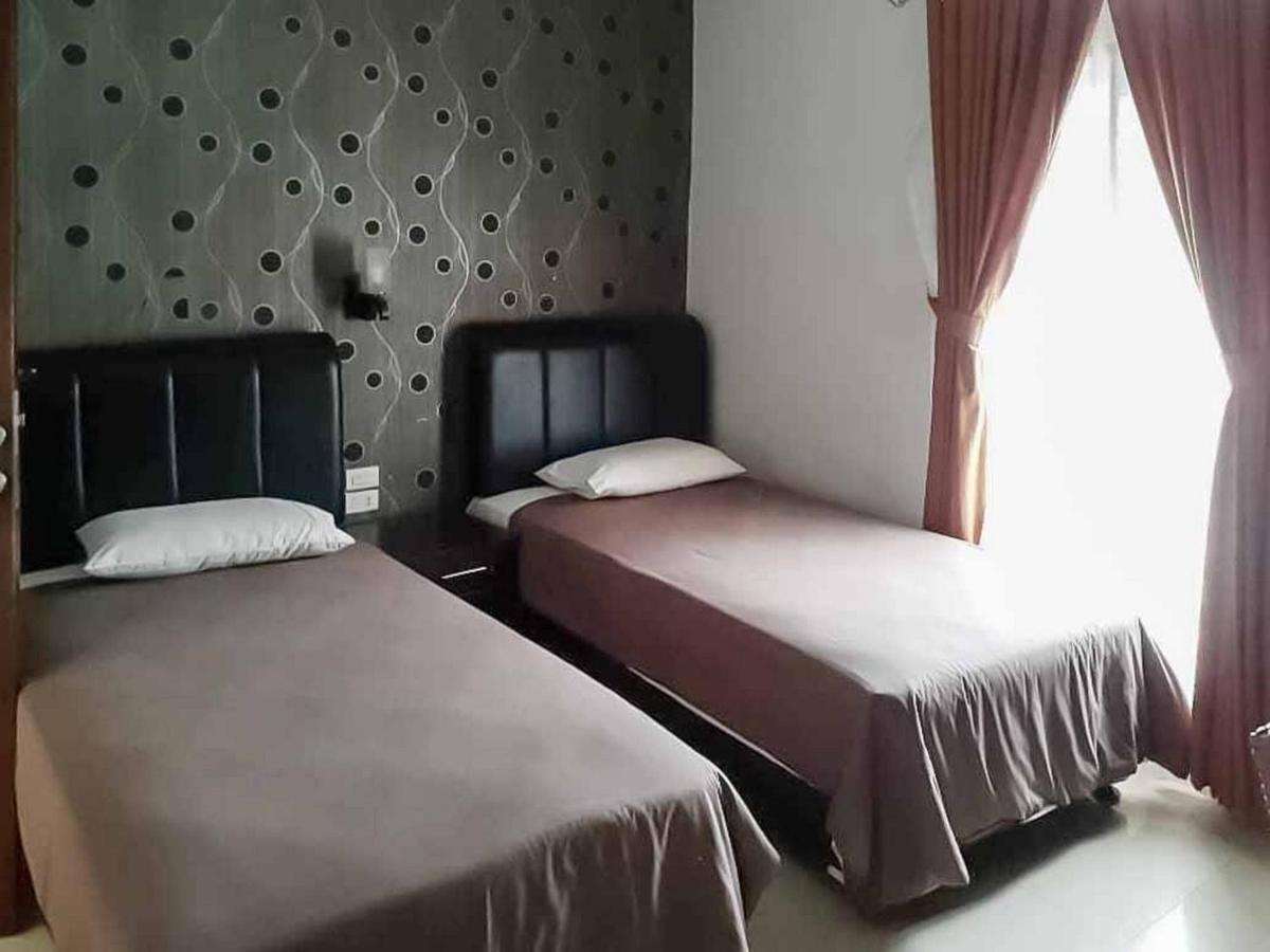 Hotel Reddoorz Near Pantai Panjang Bengkulu 2 Exteriér fotografie